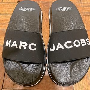 MARC JACOBS